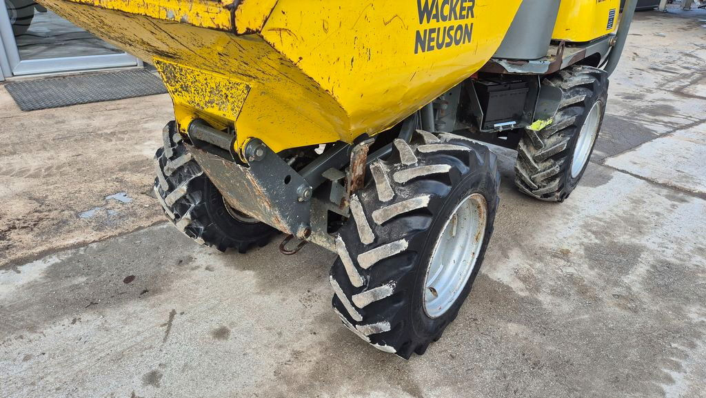 WACKER NEUSON 1001 - 2017 Year - 1540 Working Hours - Mini istovarivač: slika WACKER NEUSON 1001 - 2017 Year - 1540 Working Hours - Mini istovarivač WACKER NEUSON 1001 - 2017 Year - 1540 Working Hours - Mini istovarivač: slika WACKER NEUSON 1001 - 2017 Year - 1540 Working Hours - Mini istovarivač