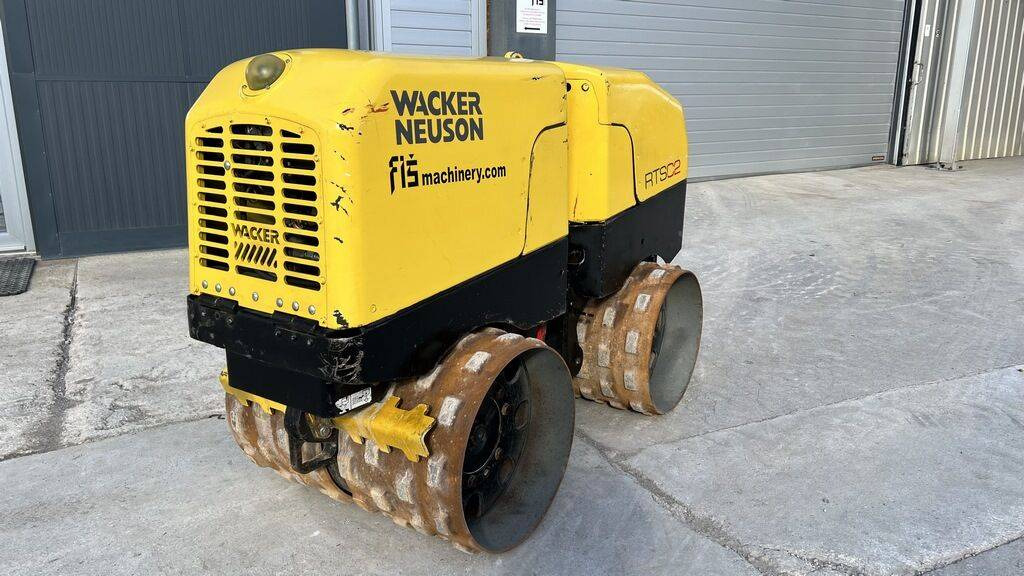 WACKER NEUSON Neuson RT 82 SC-2 - Remote Control - Mini valjak: slika WACKER NEUSON Neuson RT 82 SC-2 - Remote Control - Mini valjak WACKER NEUSON Neuson RT 82 SC-2 - Remote Control - Mini valjak: slika WACKER NEUSON Neuson RT 82 SC-2 - Remote Control - Mini valjak
