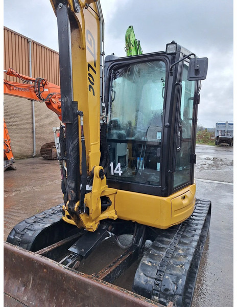 Caterpillar 305E2 - Mini bager: slika Caterpillar 305E2 - Mini bager Caterpillar 305E2 - Mini bager: slika Caterpillar 305E2 - Mini bager