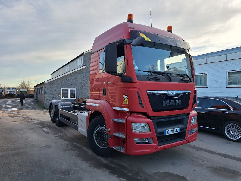 MAN TGS 26.400 TGS 26.400 - Kamion-šasija: slika MAN TGS 26.400 TGS 26.400 - Kamion-šasija MAN TGS 26.400 TGS 26.400 - Kamion-šasija: slika MAN TGS 26.400 TGS 26.400 - Kamion-šasija