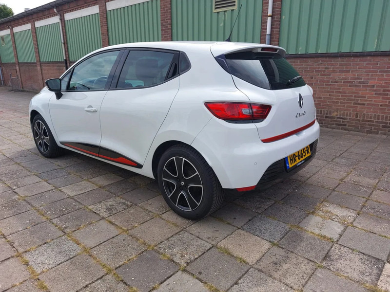 Renault Clio Clio 0.9 TCE - Hatchback: slika Renault Clio Clio 0.9 TCE - Hatchback Renault Clio Clio 0.9 TCE - Hatchback: slika Renault Clio Clio 0.9 TCE - Hatchback