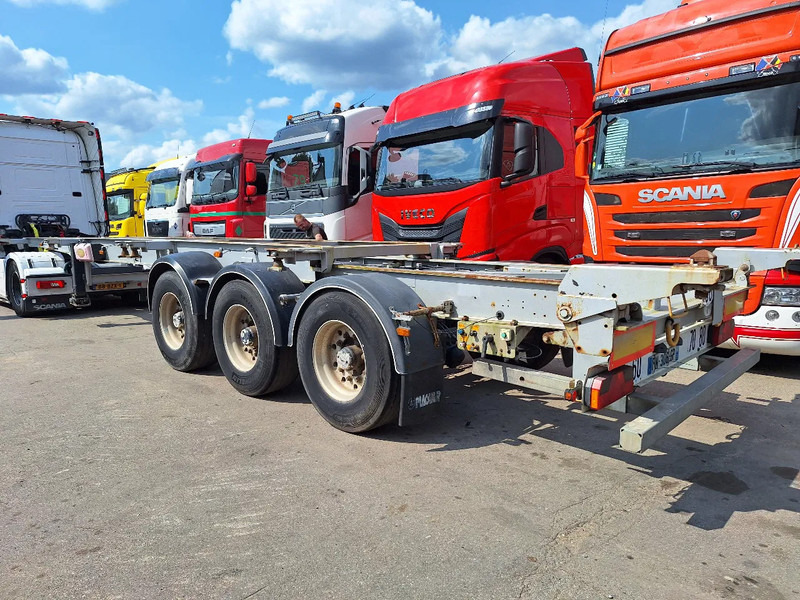 Trailor SYY3TT ADR - Transporter kontejnera/ Poluprikolica s izmjenjivim sanducima: slika Trailor SYY3TT ADR - Transporter kontejnera/ Poluprikolica s izmjenjivim sanducima Trailor SYY3TT ADR - Transporter kontejnera/ Poluprikolica s izmjenjivim sanducima: slika Trailor SYY3TT ADR - Transporter kontejnera/ Poluprikolica s izmjenjivim sanducima