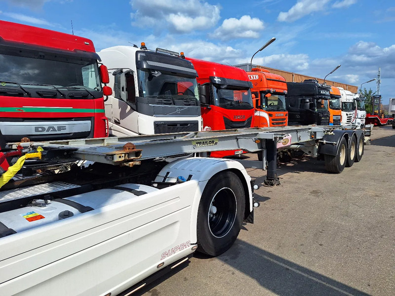 Trailor SYY3TT ADR - Transporter kontejnera/ Poluprikolica s izmjenjivim sanducima: slika Trailor SYY3TT ADR - Transporter kontejnera/ Poluprikolica s izmjenjivim sanducima Trailor SYY3TT ADR - Transporter kontejnera/ Poluprikolica s izmjenjivim sanducima: slika Trailor SYY3TT ADR - Transporter kontejnera/ Poluprikolica s izmjenjivim sanducima