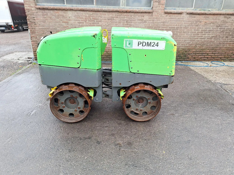 WACKER NEUSON RT 82 SC-2 - Valjak: slika WACKER NEUSON RT 82 SC-2 - Valjak WACKER NEUSON RT 82 SC-2 - Valjak: slika WACKER NEUSON RT 82 SC-2 - Valjak