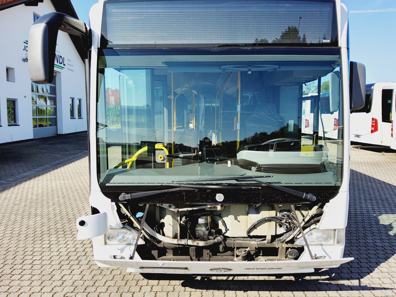 Mercedes Benz 4 Stück O 530 CITARO Klima / Doppelglas / 299 PS - Gradski autobus: slika Mercedes Benz 4 Stück O 530 CITARO Klima / Doppelglas / 299 PS - Gradski autobus Mercedes Benz 4 Stück O 530 CITARO Klima / Doppelglas / 299 PS - Gradski autobus: slika Mercedes Benz 4 Stück O 530 CITARO Klima / Doppelglas / 299 PS - Gradski autobus