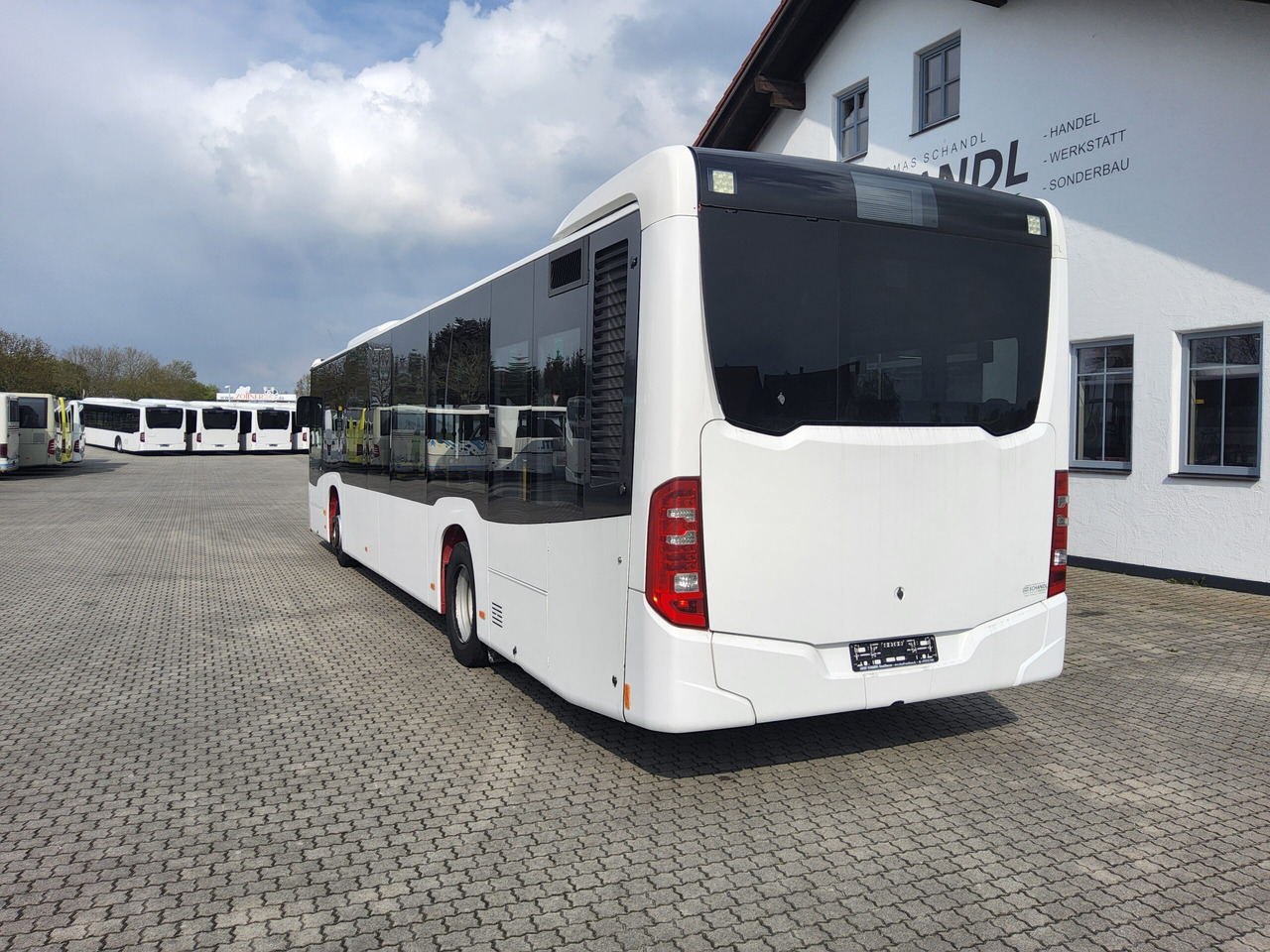 Mercedes Benz Citaro KLIMA / 354 PS / Doppelglas - Gradski autobus: slika Mercedes Benz Citaro KLIMA / 354 PS / Doppelglas - Gradski autobus Mercedes Benz Citaro KLIMA / 354 PS / Doppelglas - Gradski autobus: slika Mercedes Benz Citaro KLIMA / 354 PS / Doppelglas - Gradski autobus