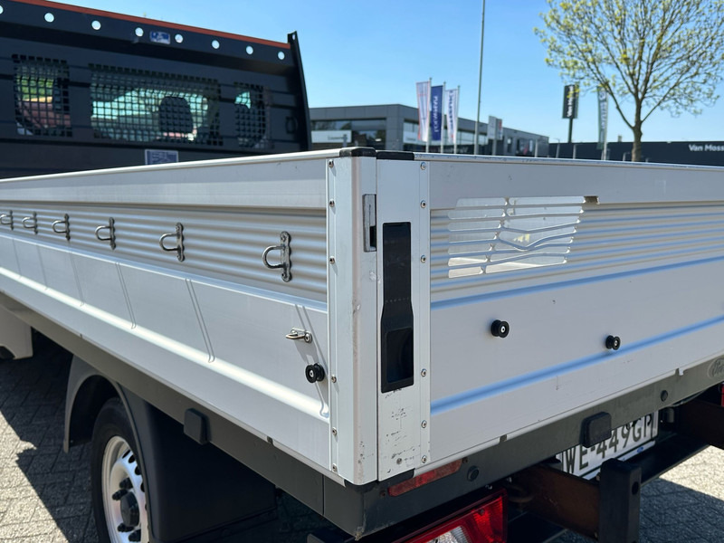 Ford Transit - Dostavno vozilo s ravnom platformom: slika Ford Transit - Dostavno vozilo s ravnom platformom Ford Transit - Dostavno vozilo s ravnom platformom: slika Ford Transit - Dostavno vozilo s ravnom platformom