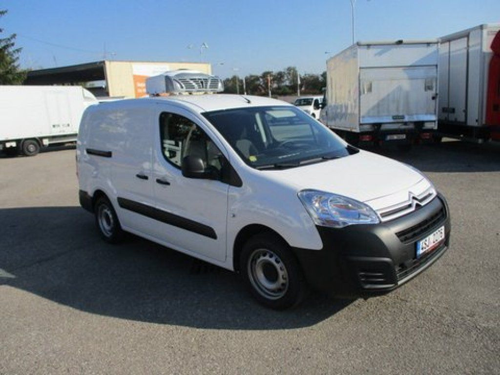 Citroën Berlingo freezer - Dostavno vozilo hladnjača: slika Citroën Berlingo freezer - Dostavno vozilo hladnjača Citroën Berlingo freezer - Dostavno vozilo hladnjača: slika Citroën Berlingo freezer - Dostavno vozilo hladnjača