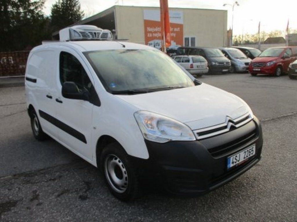 Citroën Berlingo izotherm - Dostavno vozilo hladnjača: slika Citroën Berlingo izotherm - Dostavno vozilo hladnjača Citroën Berlingo izotherm - Dostavno vozilo hladnjača: slika Citroën Berlingo izotherm - Dostavno vozilo hladnjača