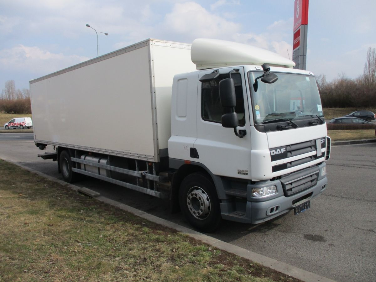 DAF CF 75.310 - Kamion sandučar: slika DAF CF 75.310 - Kamion sandučar DAF CF 75.310 - Kamion sandučar: slika DAF CF 75.310 - Kamion sandučar