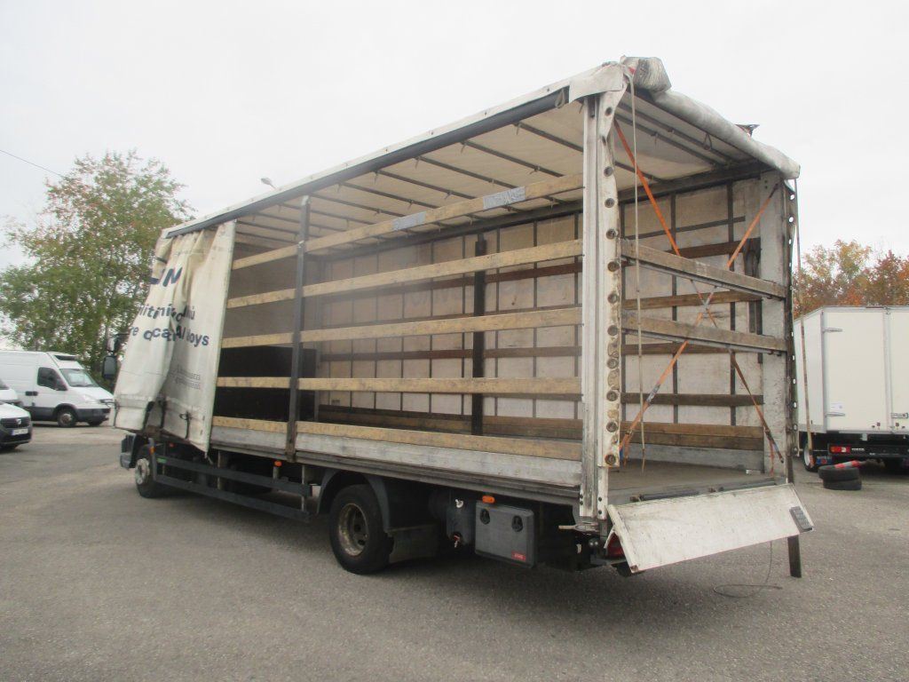 DAF LF 12.260 - Kamion s ceradom: slika DAF LF 12.260 - Kamion s ceradom DAF LF 12.260 - Kamion s ceradom: slika DAF LF 12.260 - Kamion s ceradom