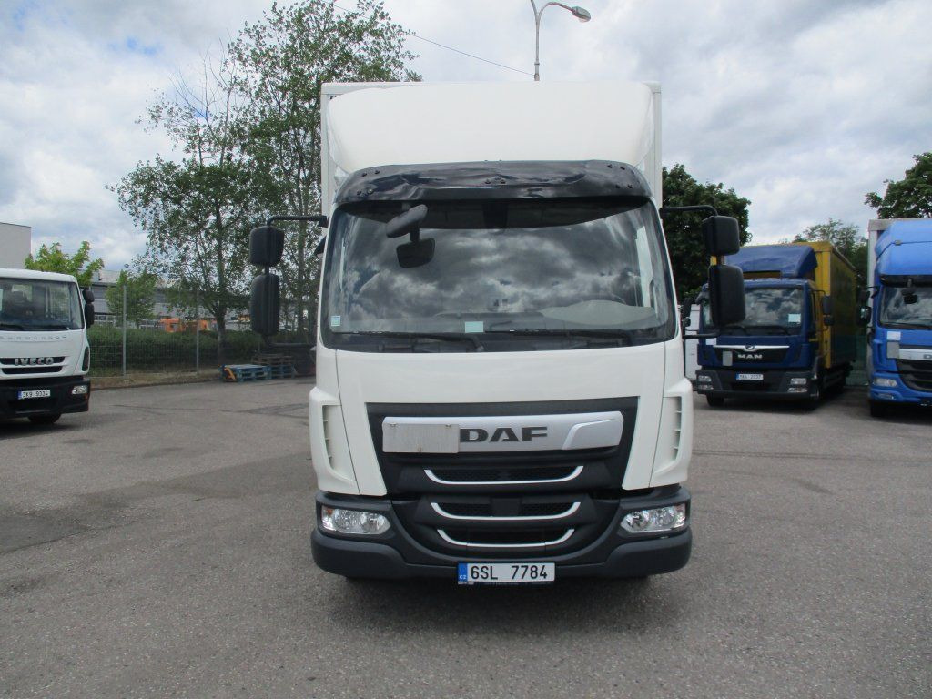 DAF LF 230 Dhollandia 2T - Kamion sandučar: slika DAF LF 230 Dhollandia 2T - Kamion sandučar DAF LF 230 Dhollandia 2T - Kamion sandučar: slika DAF LF 230 Dhollandia 2T - Kamion sandučar