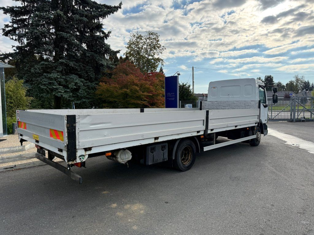 DAF LF45.220 EURO 5 - Kamion s otvorenim sandukom: slika DAF LF45.220 EURO 5 - Kamion s otvorenim sandukom DAF LF45.220 EURO 5 - Kamion s otvorenim sandukom: slika DAF LF45.220 EURO 5 - Kamion s otvorenim sandukom