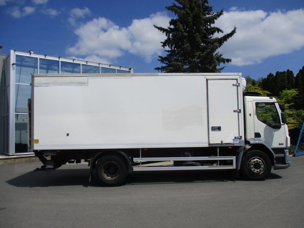DAF LF55.220 EURO 4 Carrier - Kamion hladnjača: slika DAF LF55.220 EURO 4 Carrier - Kamion hladnjača DAF LF55.220 EURO 4 Carrier - Kamion hladnjača: slika DAF LF55.220 EURO 4 Carrier - Kamion hladnjača