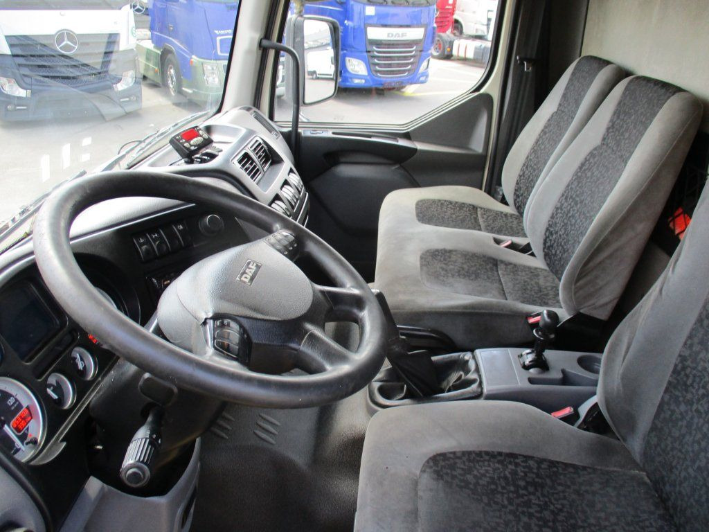 Kamion hladnjača DAF LF55.220 EURO 4 Carrier: slika Kamion hladnjača DAF LF55.220 EURO 4 Carrier