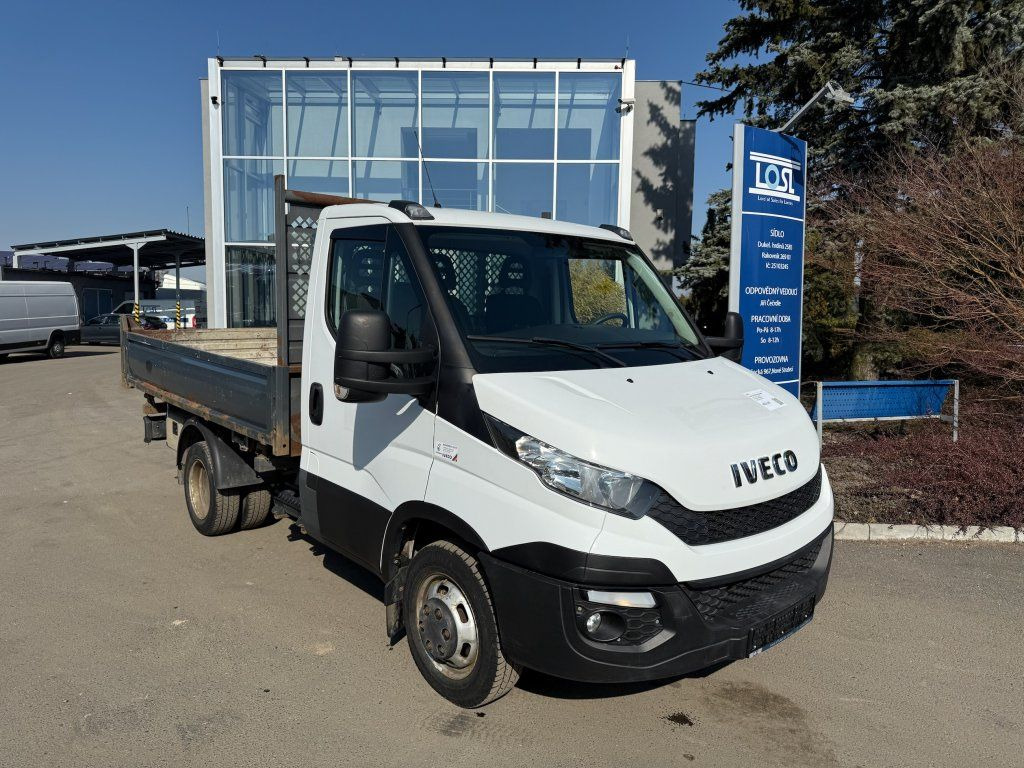Iveco 35C17 Daily - Mali kamion kiper: slika Iveco 35C17 Daily - Mali kamion kiper Iveco 35C17 Daily - Mali kamion kiper: slika Iveco 35C17 Daily - Mali kamion kiper