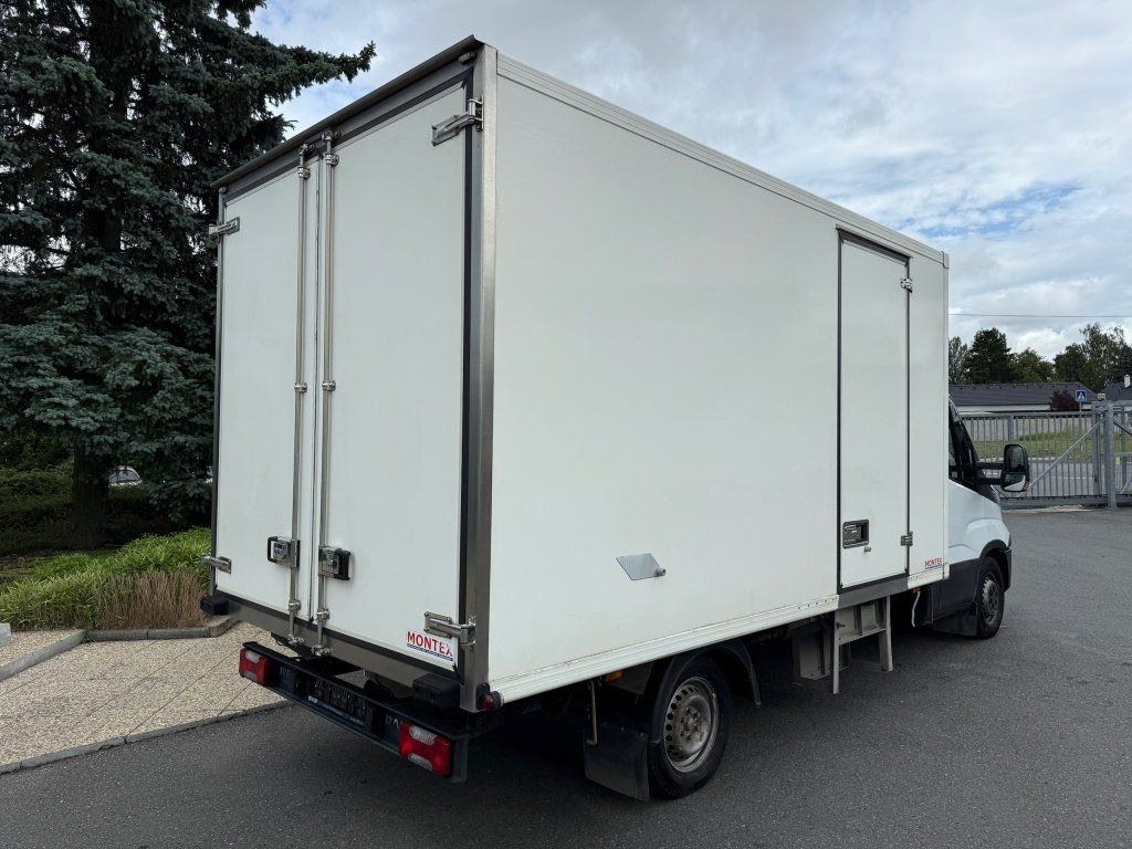 Iveco 35S16 Daily - Dostavno vozilo hladnjača: slika  Iveco 35S16 Daily - Dostavno vozilo hladnjača Iveco 35S16 Daily - Dostavno vozilo hladnjača: slika  Iveco 35S16 Daily - Dostavno vozilo hladnjača