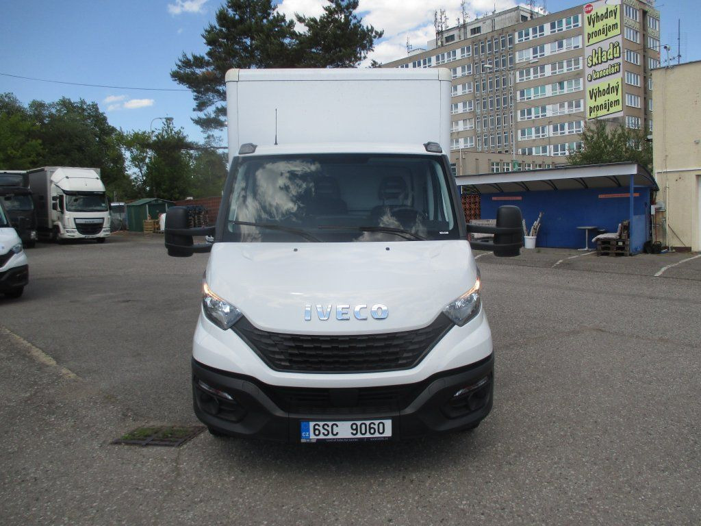 Iveco Daily 35C16 - Dostavno vozilo sa zatvorenim sandukom: slika Iveco Daily 35C16 - Dostavno vozilo sa zatvorenim sandukom Iveco Daily 35C16 - Dostavno vozilo sa zatvorenim sandukom: slika Iveco Daily 35C16 - Dostavno vozilo sa zatvorenim sandukom
