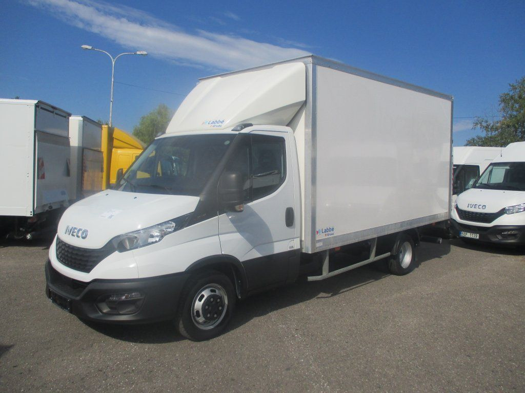 Iveco Daily 35C16 - Dostavno vozilo sa zatvorenim sandukom: slika Iveco Daily 35C16 - Dostavno vozilo sa zatvorenim sandukom Iveco Daily 35C16 - Dostavno vozilo sa zatvorenim sandukom: slika Iveco Daily 35C16 - Dostavno vozilo sa zatvorenim sandukom