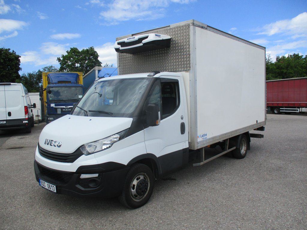 Iveco Daily 35C16 Dhollandia - Dostavno vozilo hladnjača: slika Iveco Daily 35C16 Dhollandia - Dostavno vozilo hladnjača Iveco Daily 35C16 Dhollandia - Dostavno vozilo hladnjača: slika Iveco Daily 35C16 Dhollandia - Dostavno vozilo hladnjača