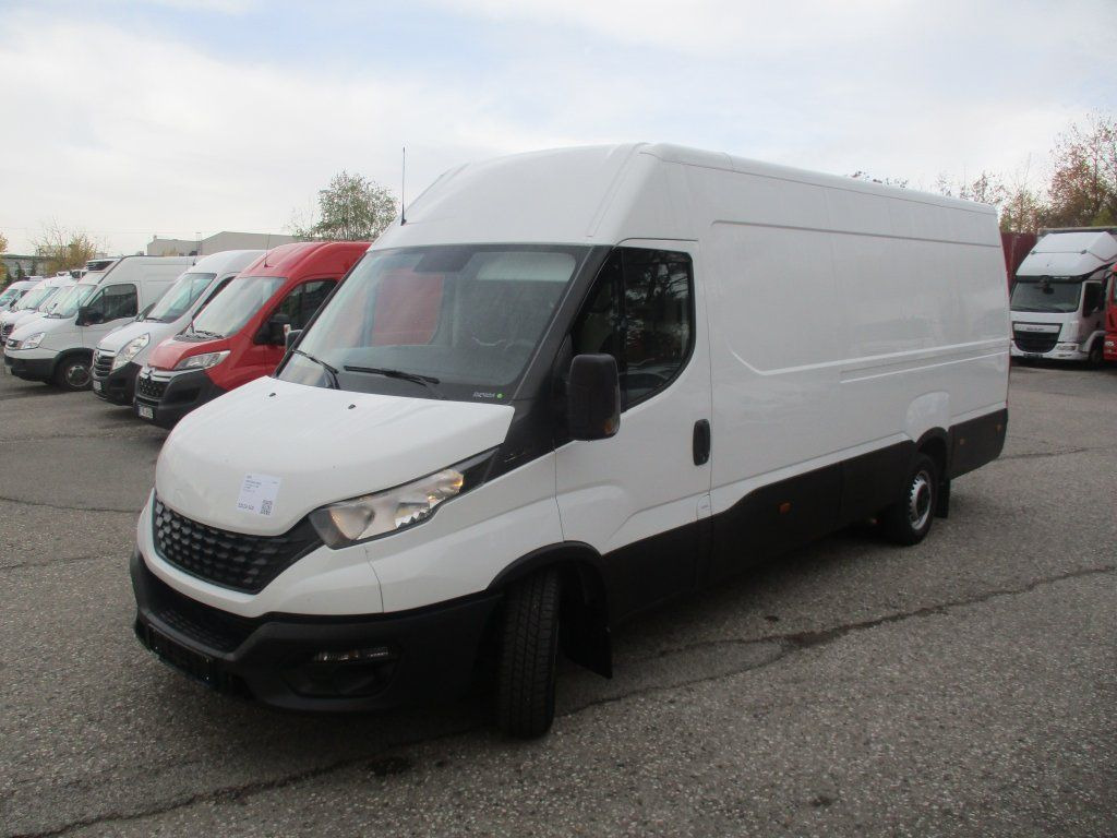Iveco Daily 35S16  - Furgon: slika Iveco Daily 35S16  - Furgon Iveco Daily 35S16  - Furgon: slika Iveco Daily 35S16  - Furgon