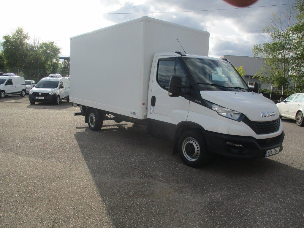 Iveco Daily 35S16 mit LBW - Dostavno vozilo sa zatvorenim sandukom: slika Iveco Daily 35S16 mit LBW - Dostavno vozilo sa zatvorenim sandukom Iveco Daily 35S16 mit LBW - Dostavno vozilo sa zatvorenim sandukom: slika Iveco Daily 35S16 mit LBW - Dostavno vozilo sa zatvorenim sandukom