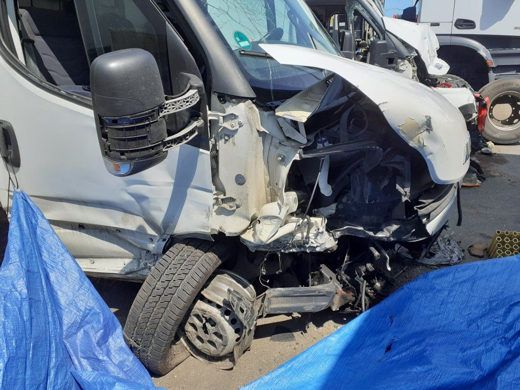 Iveco Daily 35S16 mit LBW DAMAGED - Dostavno vozilo sa zatvorenim sandukom: slika Iveco Daily 35S16 mit LBW DAMAGED - Dostavno vozilo sa zatvorenim sandukom Iveco Daily 35S16 mit LBW DAMAGED - Dostavno vozilo sa zatvorenim sandukom: slika Iveco Daily 35S16 mit LBW DAMAGED - Dostavno vozilo sa zatvorenim sandukom