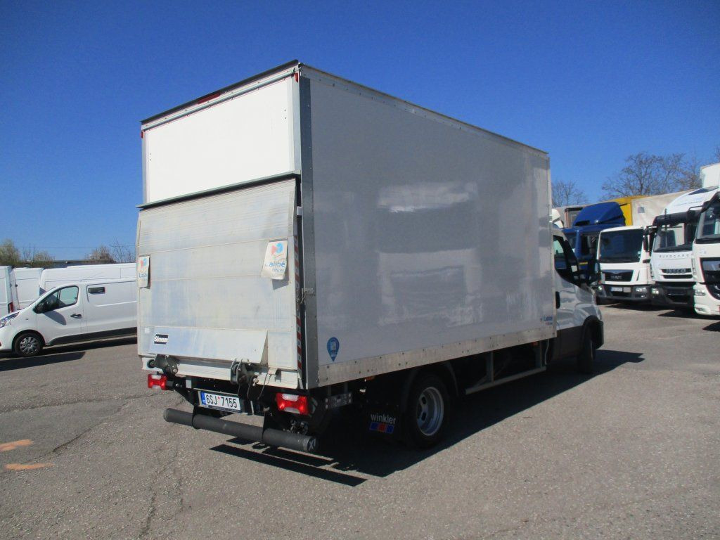 Iveco Daily 35c16 3.0l - Dostavno vozilo sa zatvorenim sandukom: slika Iveco Daily 35c16 3.0l - Dostavno vozilo sa zatvorenim sandukom Iveco Daily 35c16 3.0l - Dostavno vozilo sa zatvorenim sandukom: slika Iveco Daily 35c16 3.0l - Dostavno vozilo sa zatvorenim sandukom