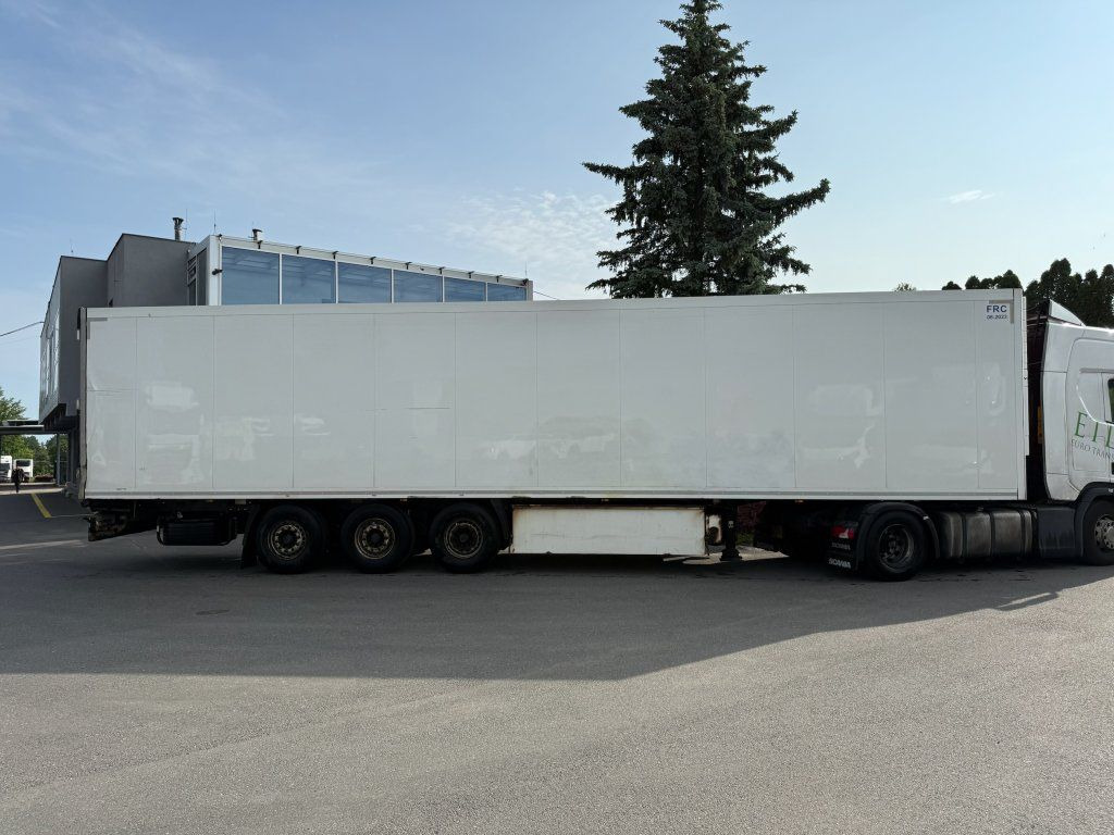 Lamberet Carrier Vectro 1550 DoppelStock - Poluprikolica sa zatvorenim sandukom: slika Lamberet Carrier Vectro 1550 DoppelStock - Poluprikolica sa zatvorenim sandukom Lamberet Carrier Vectro 1550 DoppelStock - Poluprikolica sa zatvorenim sandukom: slika Lamberet Carrier Vectro 1550 DoppelStock - Poluprikolica sa zatvorenim sandukom