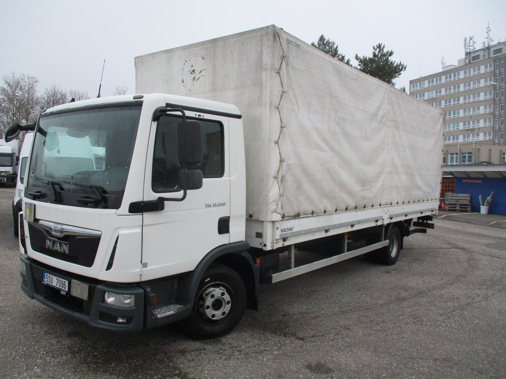 MAN TGL 12.250 - Kamion s ceradom: slika MAN TGL 12.250 - Kamion s ceradom MAN TGL 12.250 - Kamion s ceradom: slika MAN TGL 12.250 - Kamion s ceradom