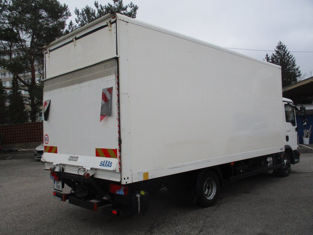 MAN TGL 7.180 - Dostavno vozilo sa zatvorenim sandukom: slika MAN TGL 7.180 - Dostavno vozilo sa zatvorenim sandukom MAN TGL 7.180 - Dostavno vozilo sa zatvorenim sandukom: slika MAN TGL 7.180 - Dostavno vozilo sa zatvorenim sandukom