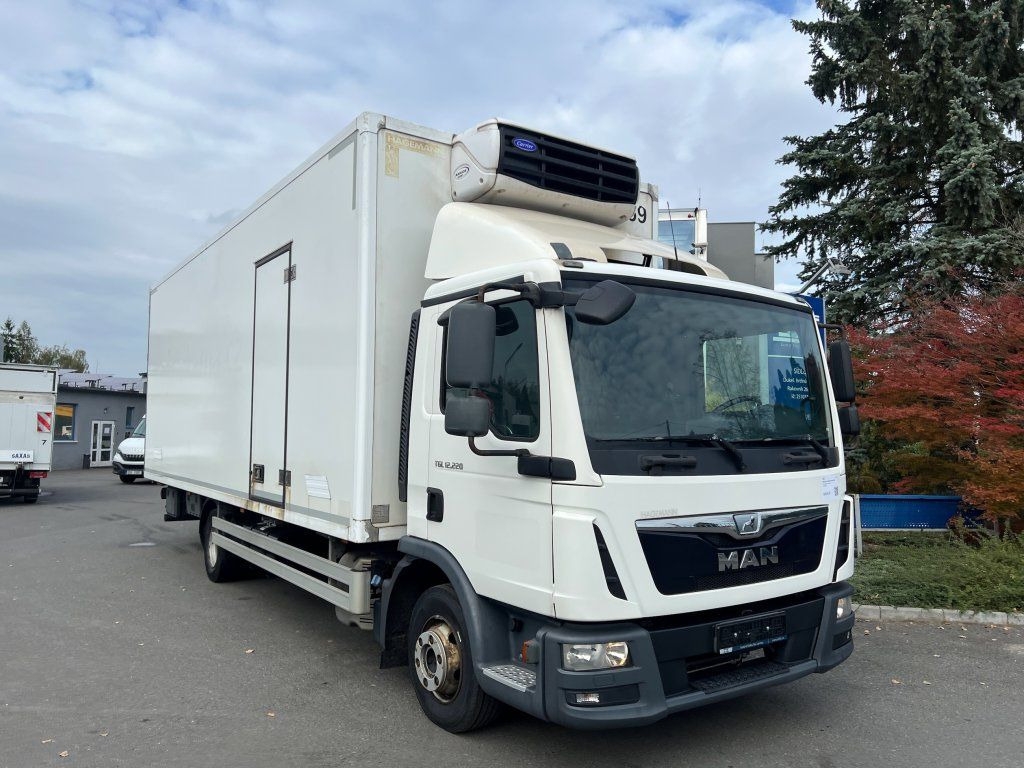 MAN TGL12.220 EURO 6 Carrier Xarios 600 - Kamion hladnjača: slika MAN TGL12.220 EURO 6 Carrier Xarios 600 - Kamion hladnjača MAN TGL12.220 EURO 6 Carrier Xarios 600 - Kamion hladnjača: slika MAN TGL12.220 EURO 6 Carrier Xarios 600 - Kamion hladnjača
