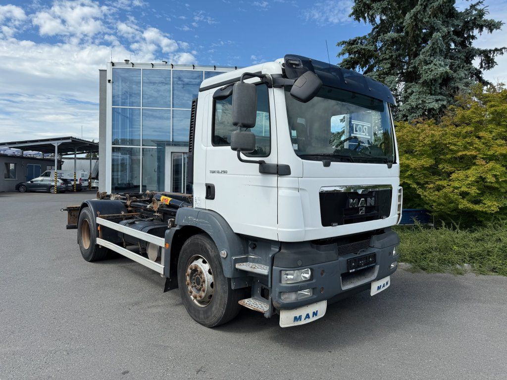 MAN TGM18.290 EURO 5 - Kiper: slika MAN TGM18.290 EURO 5 - Kiper MAN TGM18.290 EURO 5 - Kiper: slika MAN TGM18.290 EURO 5 - Kiper