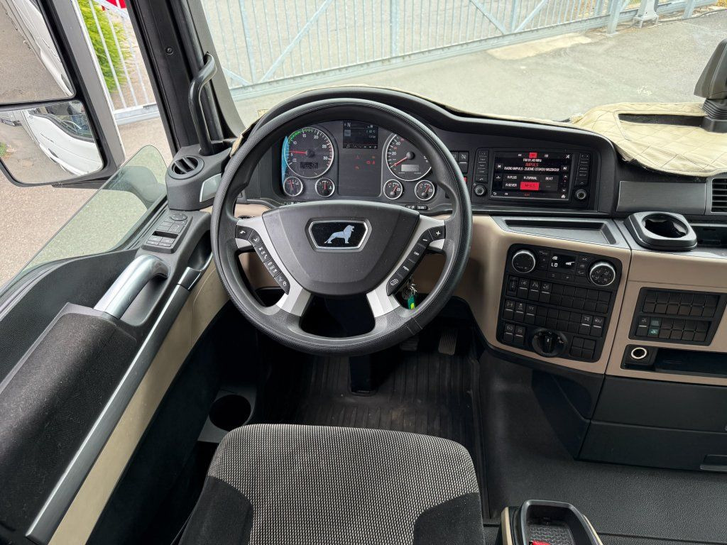 MAN TGX24.510 EURO 6 6x2 + Wecon - Kamion s ceradom: slika MAN TGX24.510 EURO 6 6x2 + Wecon - Kamion s ceradom MAN TGX24.510 EURO 6 6x2 + Wecon - Kamion s ceradom: slika MAN TGX24.510 EURO 6 6x2 + Wecon - Kamion s ceradom