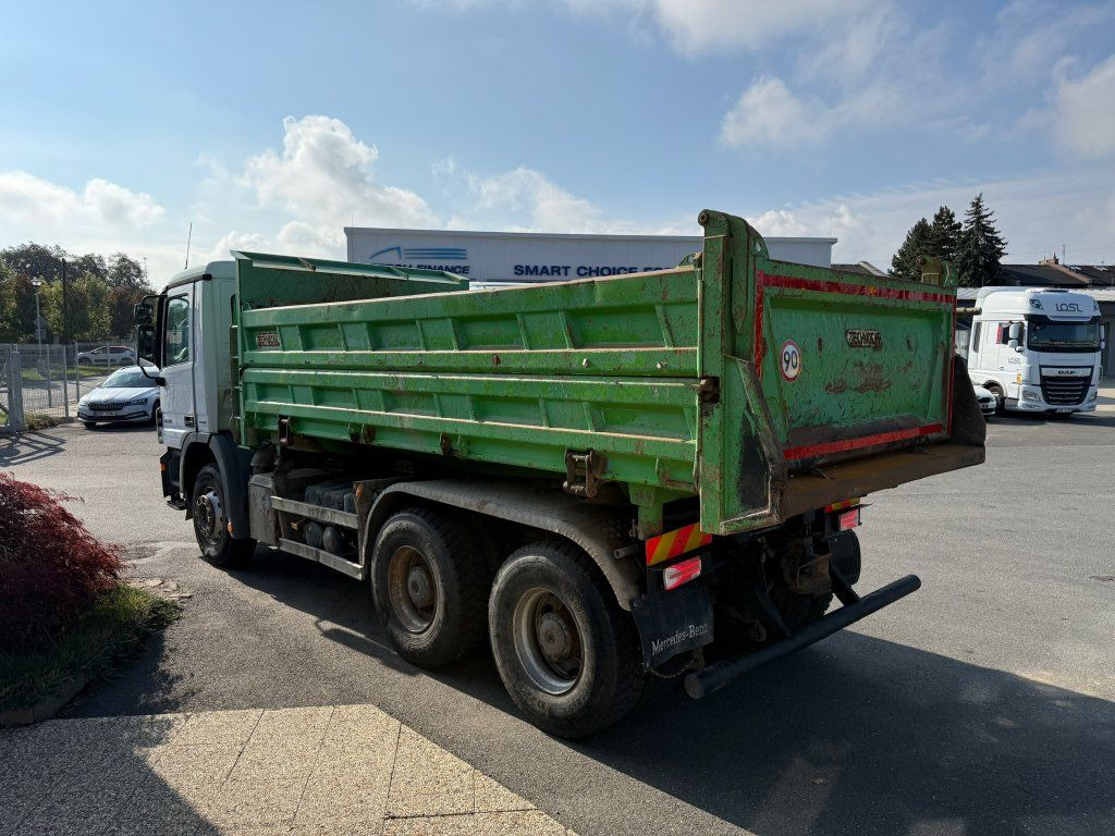 Mercedes-Benz 2641 Actros 6x4 EURO 4 - Kiper: slika Mercedes-Benz 2641 Actros 6x4 EURO 4 - Kiper Mercedes-Benz 2641 Actros 6x4 EURO 4 - Kiper: slika Mercedes-Benz 2641 Actros 6x4 EURO 4 - Kiper