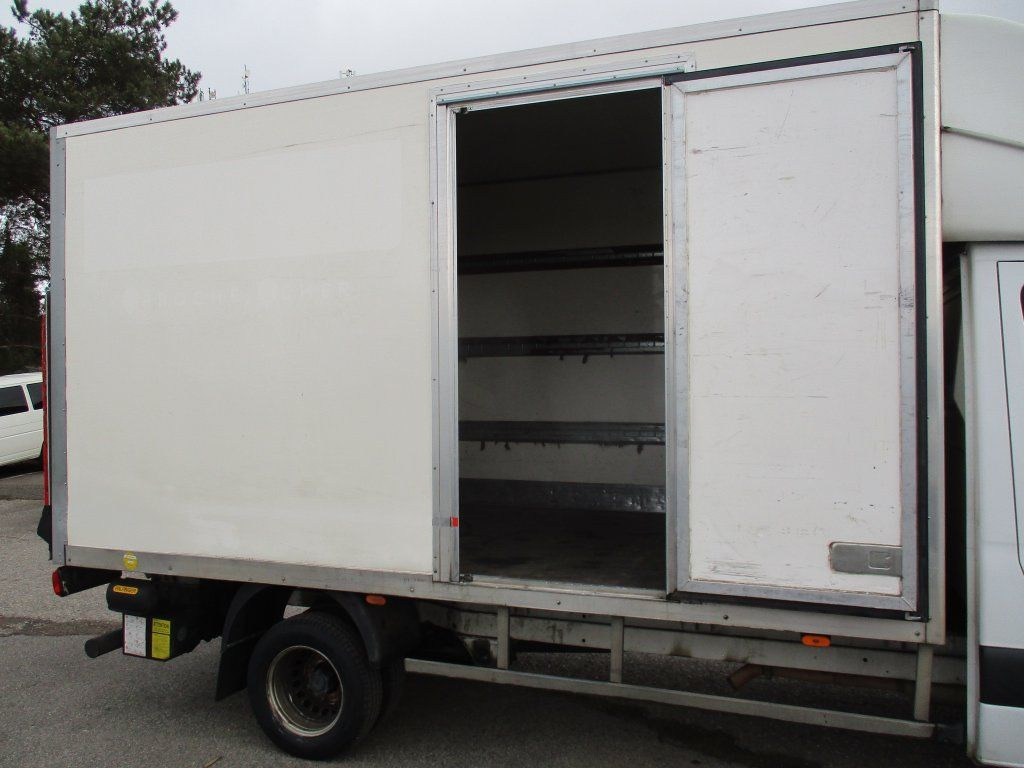 Mercedes-Benz Sprinter 514 CDi - Furgon: slika Mercedes-Benz Sprinter 514 CDi - Furgon Mercedes-Benz Sprinter 514 CDi - Furgon: slika Mercedes-Benz Sprinter 514 CDi - Furgon