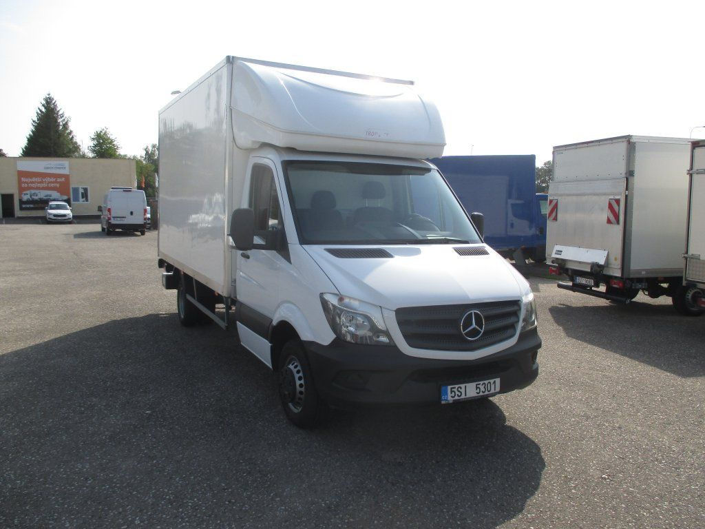 Mercedes-Benz Sprinter 514 CDi - Dostavno vozilo sa zatvorenim sandukom: slika Mercedes-Benz Sprinter 514 CDi - Dostavno vozilo sa zatvorenim sandukom Mercedes-Benz Sprinter 514 CDi - Dostavno vozilo sa zatvorenim sandukom: slika Mercedes-Benz Sprinter 514 CDi - Dostavno vozilo sa zatvorenim sandukom