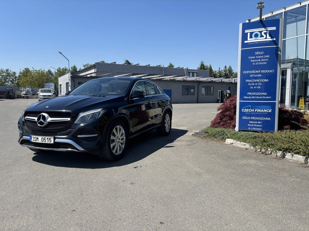 Mercedes-Benz d Coupe - Karavan: slika Mercedes-Benz d Coupe - Karavan Mercedes-Benz d Coupe - Karavan: slika Mercedes-Benz d Coupe - Karavan
