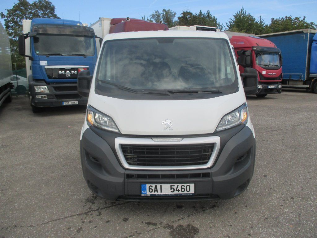 Peugeot Boxer L2H1 - Dostavno vozilo hladnjača: slika Peugeot Boxer L2H1 - Dostavno vozilo hladnjača Peugeot Boxer L2H1 - Dostavno vozilo hladnjača: slika Peugeot Boxer L2H1 - Dostavno vozilo hladnjača