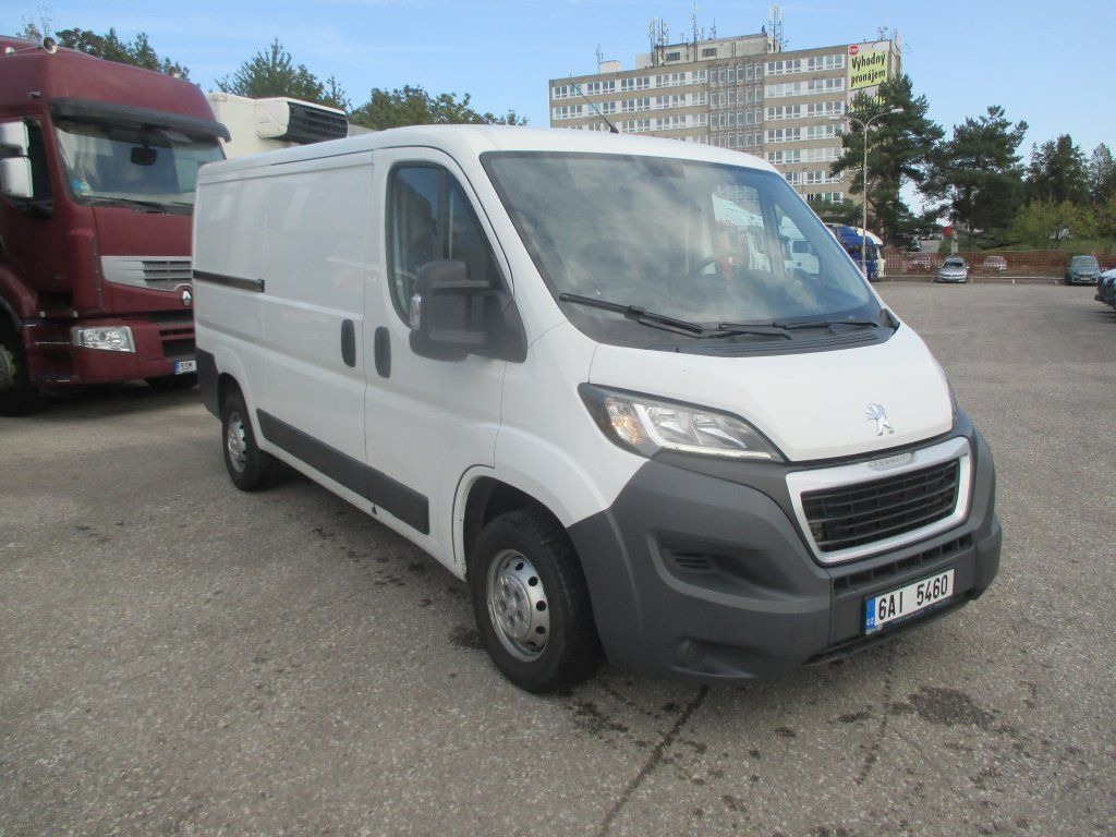 Peugeot Boxer L2H1 - Dostavno vozilo hladnjača: slika Peugeot Boxer L2H1 - Dostavno vozilo hladnjača Peugeot Boxer L2H1 - Dostavno vozilo hladnjača: slika Peugeot Boxer L2H1 - Dostavno vozilo hladnjača