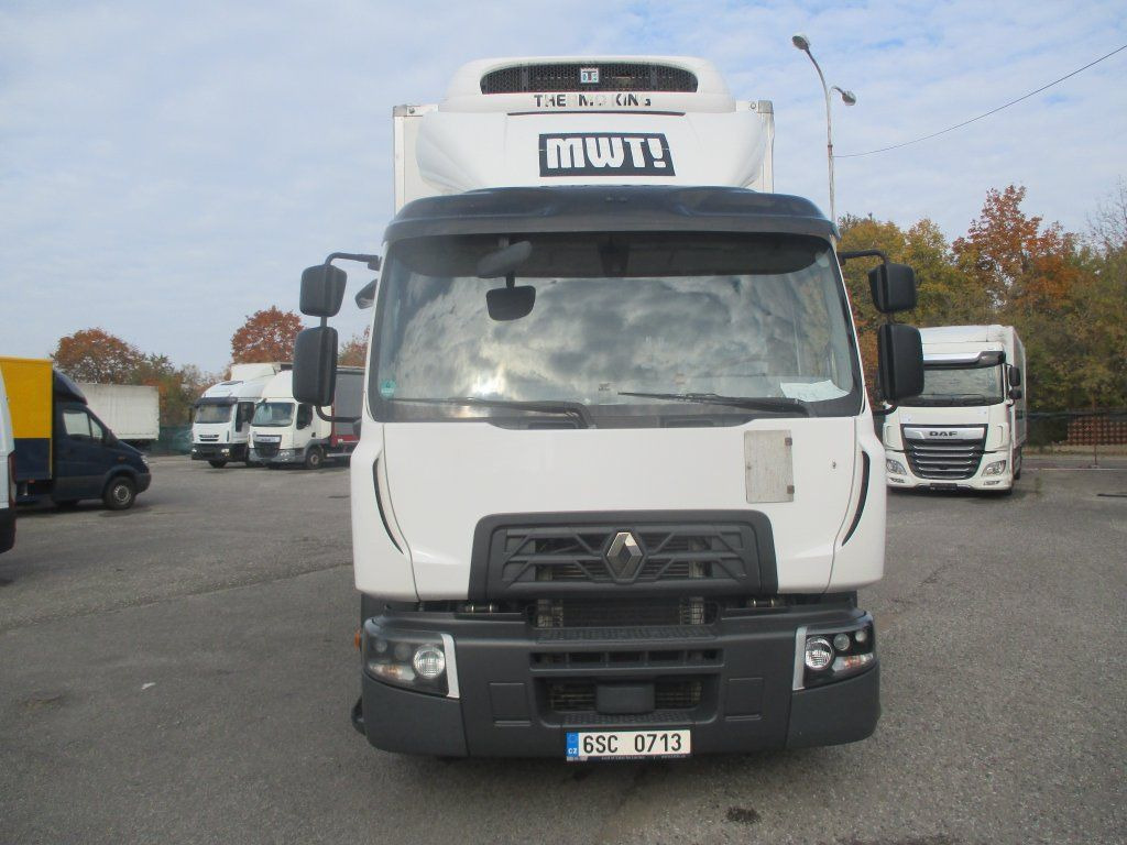 Renault D18 320 - Kamion hladnjača: slika Renault D18 320 - Kamion hladnjača Renault D18 320 - Kamion hladnjača: slika Renault D18 320 - Kamion hladnjača