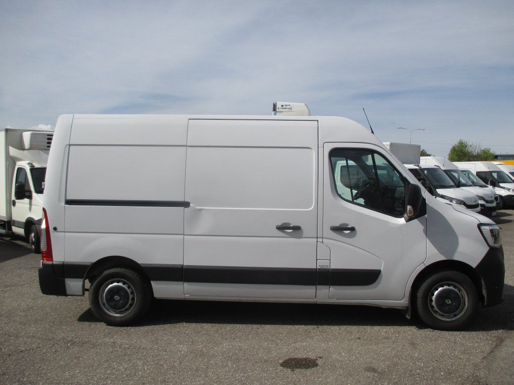 Renault Master L2H2 - Dostavno vozilo hladnjača: slika Renault Master L2H2 - Dostavno vozilo hladnjača Renault Master L2H2 - Dostavno vozilo hladnjača: slika Renault Master L2H2 - Dostavno vozilo hladnjača