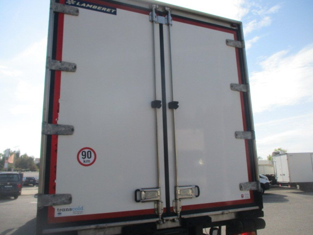Renault Premium 460, 6x2 - Kamion hladnjača: slika Renault Premium 460, 6x2 - Kamion hladnjača Renault Premium 460, 6x2 - Kamion hladnjača: slika Renault Premium 460, 6x2 - Kamion hladnjača