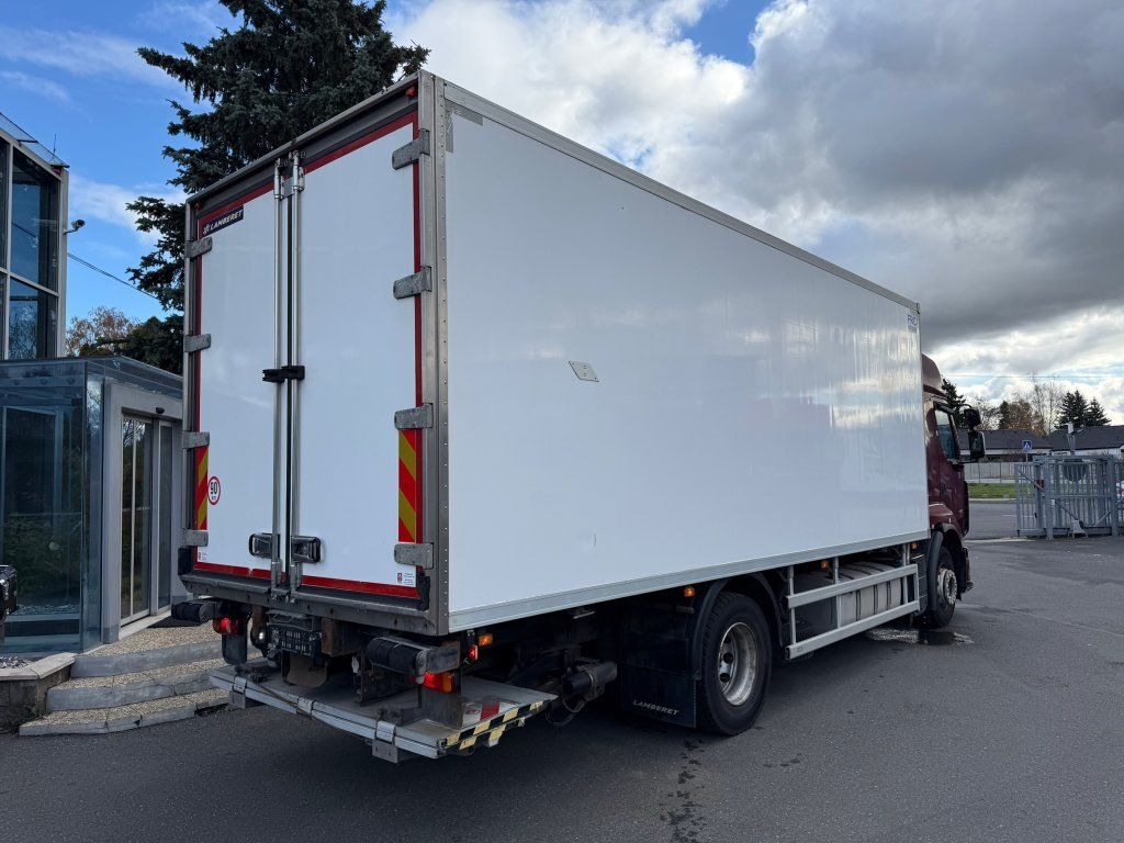 Renault Premium 460 - Kamion hladnjača: slika Renault Premium 460 - Kamion hladnjača Renault Premium 460 - Kamion hladnjača: slika Renault Premium 460 - Kamion hladnjača