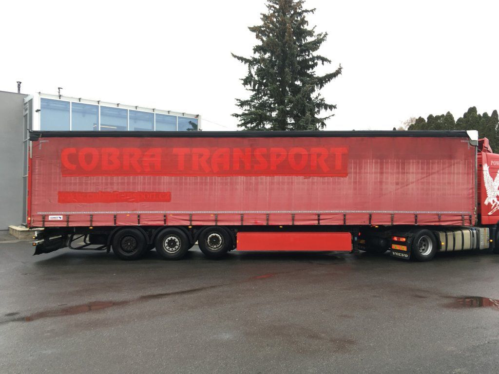 Schmitz Cargobull SCB*S3T standard/lifting roof/Hubdach 2,70-2,85m - Poluprikolica s ceradom: slika Schmitz Cargobull SCB*S3T standard/lifting roof/Hubdach 2,70-2,85m - Poluprikolica s ceradom Schmitz Cargobull SCB*S3T standard/lifting roof/Hubdach 2,70-2,85m - Poluprikolica s ceradom: slika Schmitz Cargobull SCB*S3T standard/lifting roof/Hubdach 2,70-2,85m - Poluprikolica s ceradom
