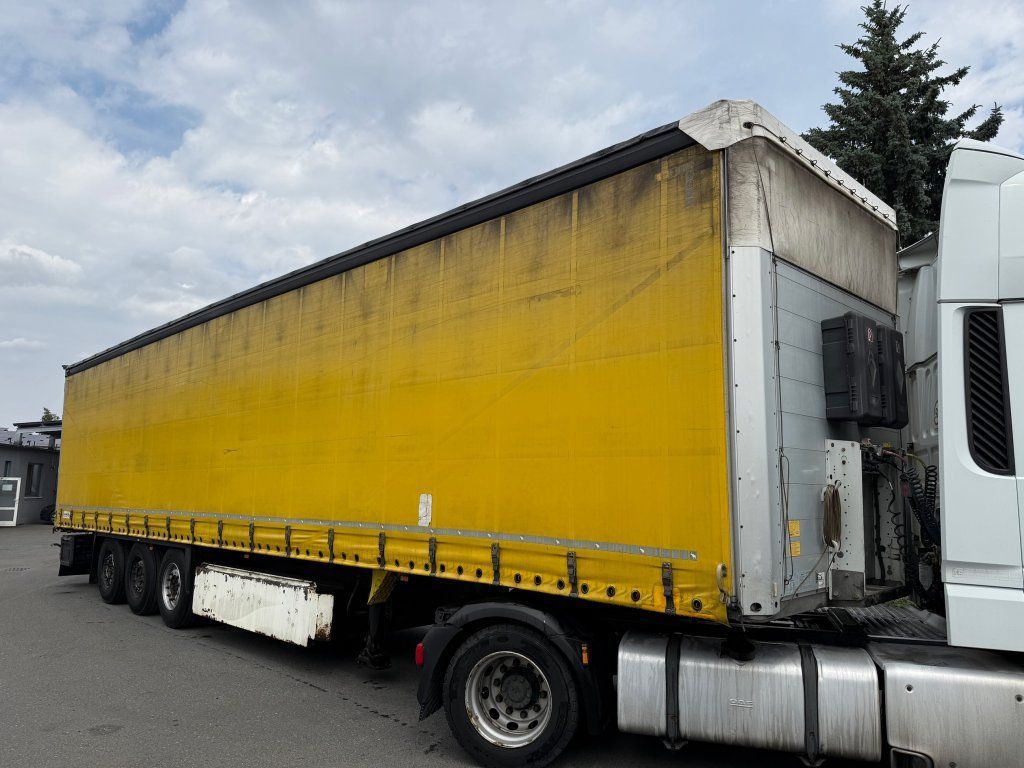 Schmitz Cargobull SCS24 - Poluprikolica s ceradom: slika Schmitz Cargobull SCS24 - Poluprikolica s ceradom Schmitz Cargobull SCS24 - Poluprikolica s ceradom: slika Schmitz Cargobull SCS24 - Poluprikolica s ceradom