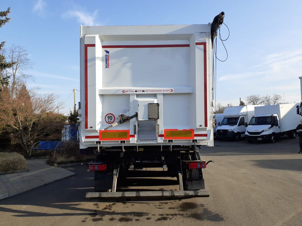 Schmitz Cargobull SKI 50m3 - Kiper poluprikolica: slika Schmitz Cargobull SKI 50m3 - Kiper poluprikolica Schmitz Cargobull SKI 50m3 - Kiper poluprikolica: slika Schmitz Cargobull SKI 50m3 - Kiper poluprikolica