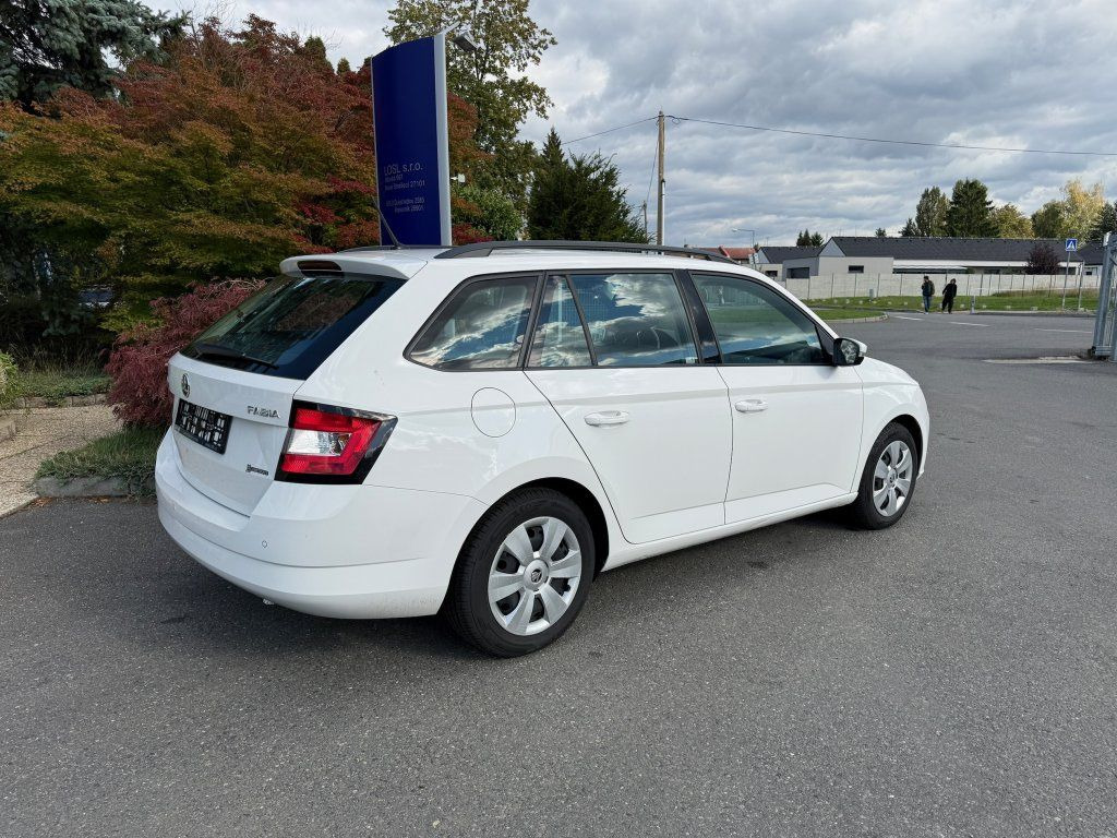 Skoda 1,4TDi kombi - Karavan: slika Skoda 1,4TDi kombi - Karavan Skoda 1,4TDi kombi - Karavan: slika Skoda 1,4TDi kombi - Karavan