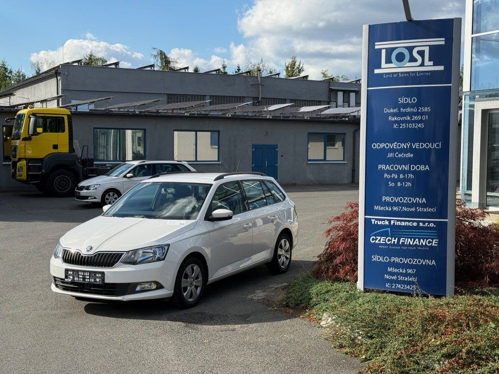 Skoda 1,4TDi kombi - Karavan: slika Skoda 1,4TDi kombi - Karavan Skoda 1,4TDi kombi - Karavan: slika Skoda 1,4TDi kombi - Karavan