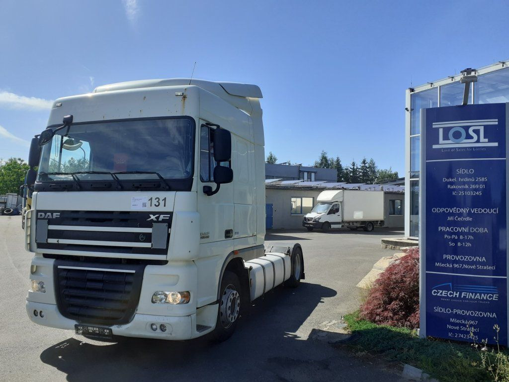 DAF XF105.460 EEV MEGA/lowdeck - Tegljač: slika DAF XF105.460 EEV MEGA/lowdeck - Tegljač DAF XF105.460 EEV MEGA/lowdeck - Tegljač: slika DAF XF105.460 EEV MEGA/lowdeck - Tegljač